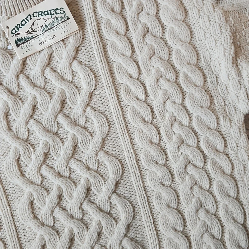 Aran Crafts 100% Merino Wool Sweater Medium - Picture 4 of 4